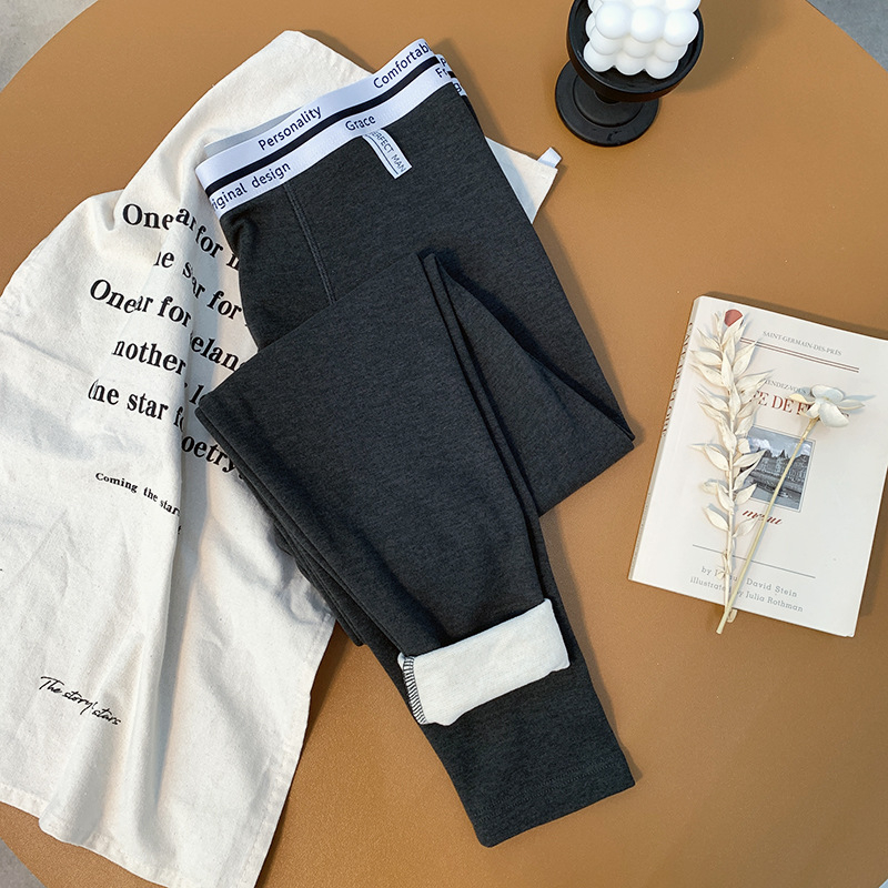 Muške tople hlače od vune–svile smjesa; podstava fleece; dvostruki sloj; debljina 301–350 g/m² (Materijal: vuna-svilna smjesa; Podstava: fleece; Slojovi: dvostruki; Debljina: 301–350 g/m²; Funkcija: toplo, Anti-Pilling)
