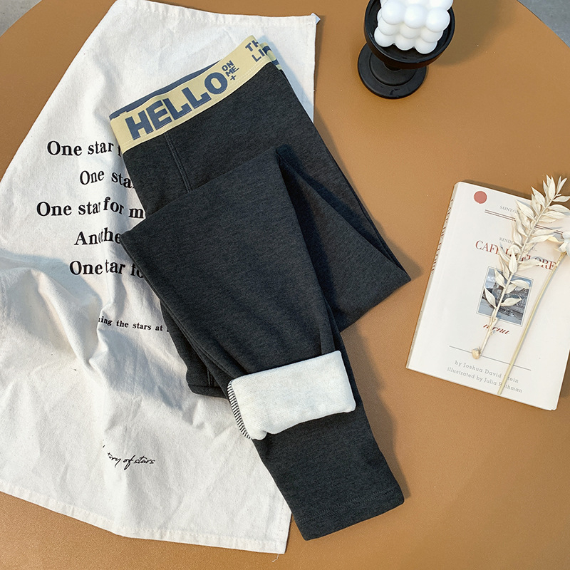 Muške tople hlače od vune–svile smjesa; podstava fleece; dvostruki sloj; debljina 301–350 g/m² (Materijal: vuna-svilna smjesa; Podstava: fleece; Slojovi: dvostruki; Debljina: 301–350 g/m²; Funkcija: toplo, Anti-Pilling)