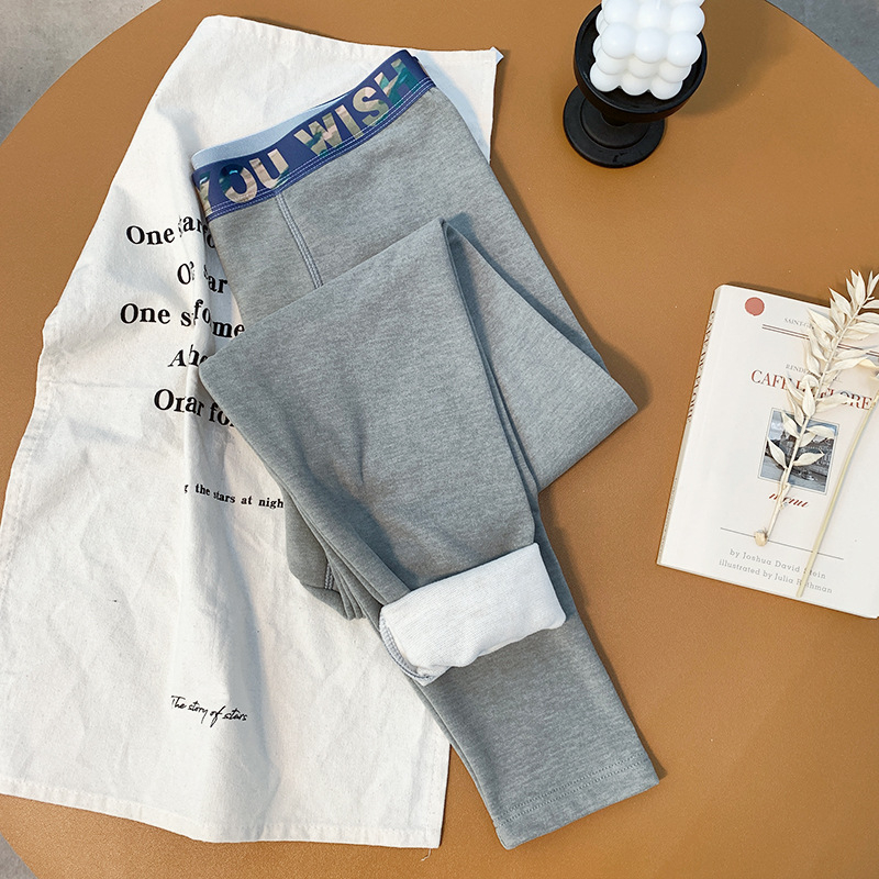Muške tople hlače od vune–svile smjesa; podstava fleece; dvostruki sloj; debljina 301–350 g/m² (Materijal: vuna-svilna smjesa; Podstava: fleece; Slojovi: dvostruki; Debljina: 301–350 g/m²; Funkcija: toplo, Anti-Pilling)