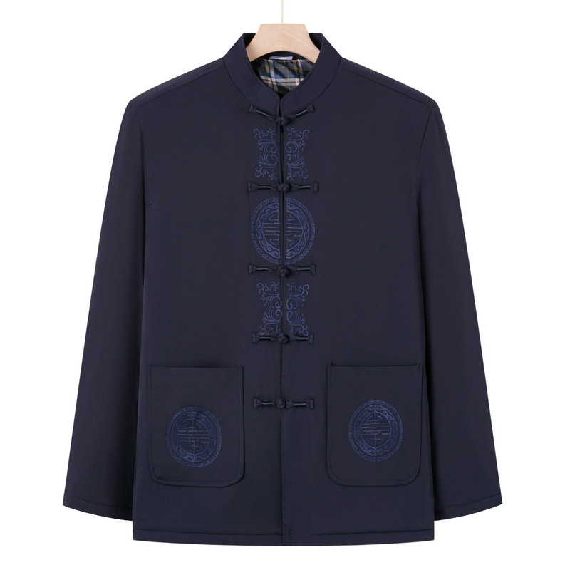 Väline ülerõivas keskealistele ja vanematele: pikkade varrukatega, seisav krae, talvine paks materjal, patch-taskud