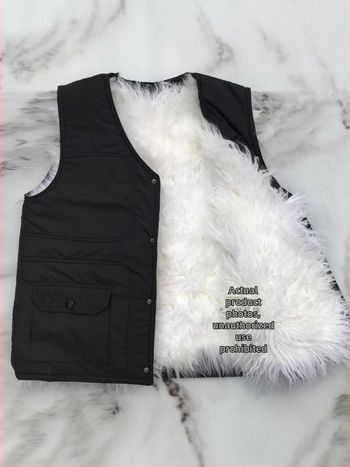 Gyapjú mellény pamut töltettel - V-nyakú, csíkos mintázat, fleece bélés