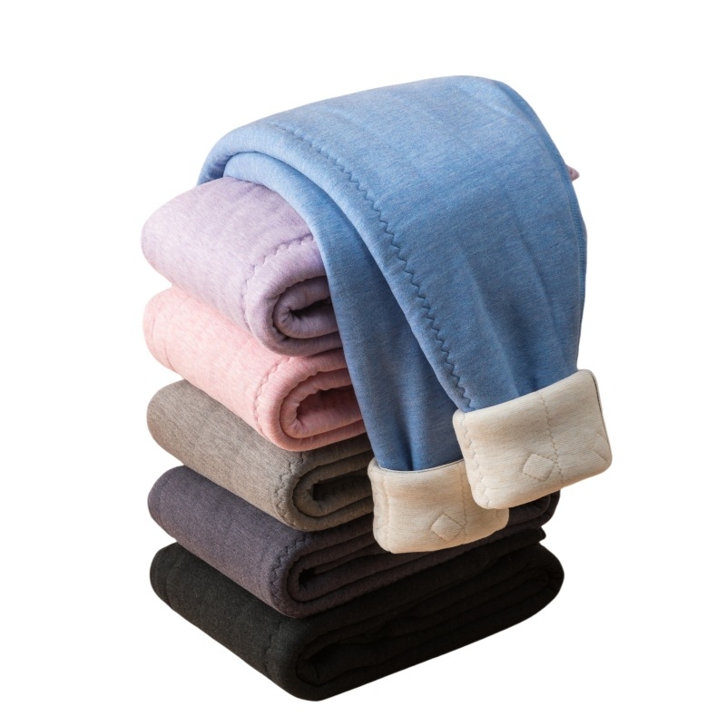 Bērnu četrslāņu ultratoras siltās legingas ar augstu jostu rudens-ziemas sezonai; galvenā materiāla viskoze, ķīmisko šķiedru maisījums, vecuma grupa 3–8 gadi