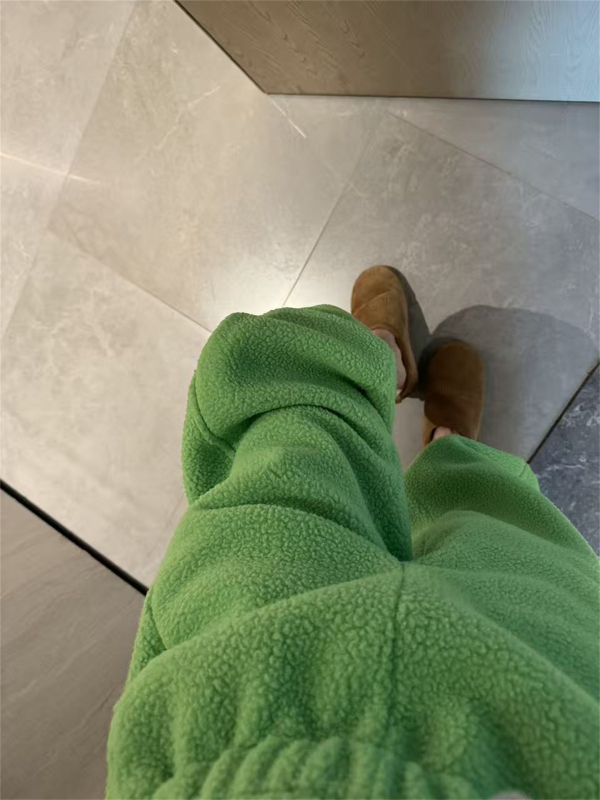 Flis jogger hlače s vezicama na manšetama, srednji pojas, debeli zimski stil, ležeran kroj, japansko-korejski stil za odmor