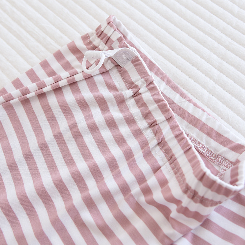 Grūtnieču naktsveļu komplekts: plāns modal-viskoze audums, garas piedurknes, vienkrāsains raksts, bez barošanas atvēruma