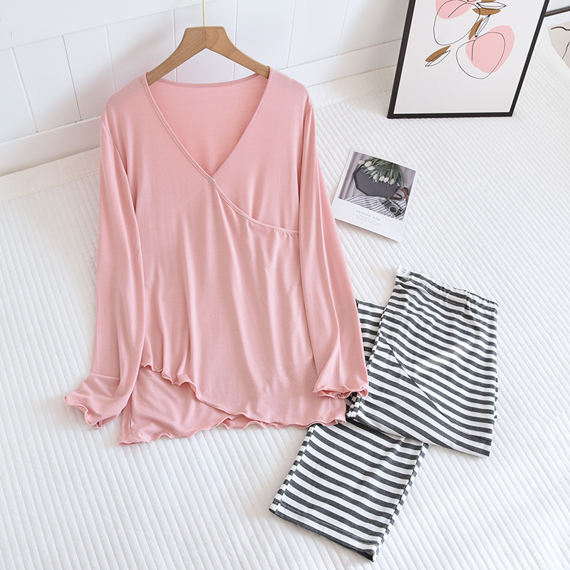 Grūtnieču naktsveļu komplekts: plāns modal-viskoze audums, garas piedurknes, vienkrāsains raksts, bez barošanas atvēruma