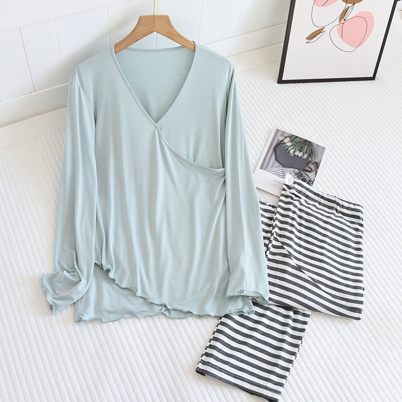 Grūtnieču naktsveļu komplekts: plāns modal-viskoze audums, garas piedurknes, vienkrāsains raksts, bez barošanas atvēruma