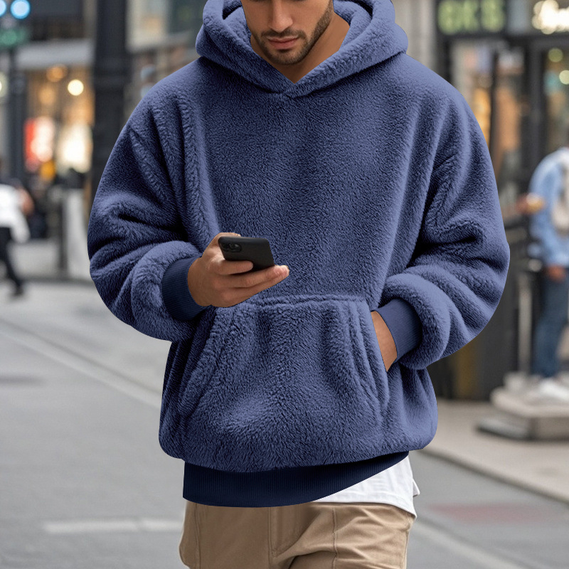 Muška dukserica s kapuljom od flisa, slobodan kroj, 100% poliester, džep s patchom, zimski model