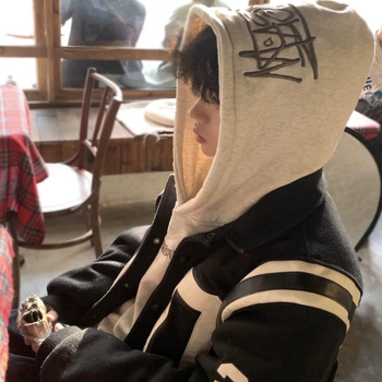 Φούτερ με κουκούλα, κεντημένα γράμματα, εσωτερική επένδυση από φλίς, χαλαρή γραμμή, πολυεστέρας