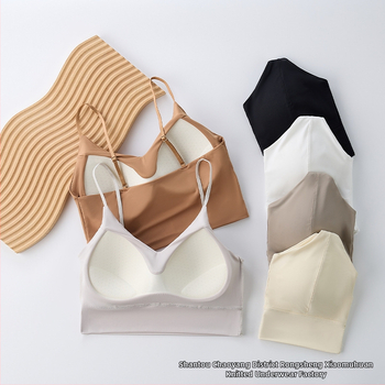 Bez plecu top no ice silk auduma, galvenais materiāls neilons 80–90%, pilns kauss, kausa forma: augšējā plāna / apakšējā bieza, korejiešu stila aizmugures dizains, elpojošs un ērts