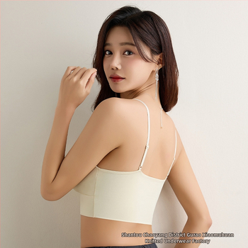 Bez plecu top no ice silk auduma, galvenais materiāls neilons 80–90%, pilns kauss, kausa forma: augšējā plāna / apakšējā bieza, korejiešu stila aizmugures dizains, elpojošs un ērts