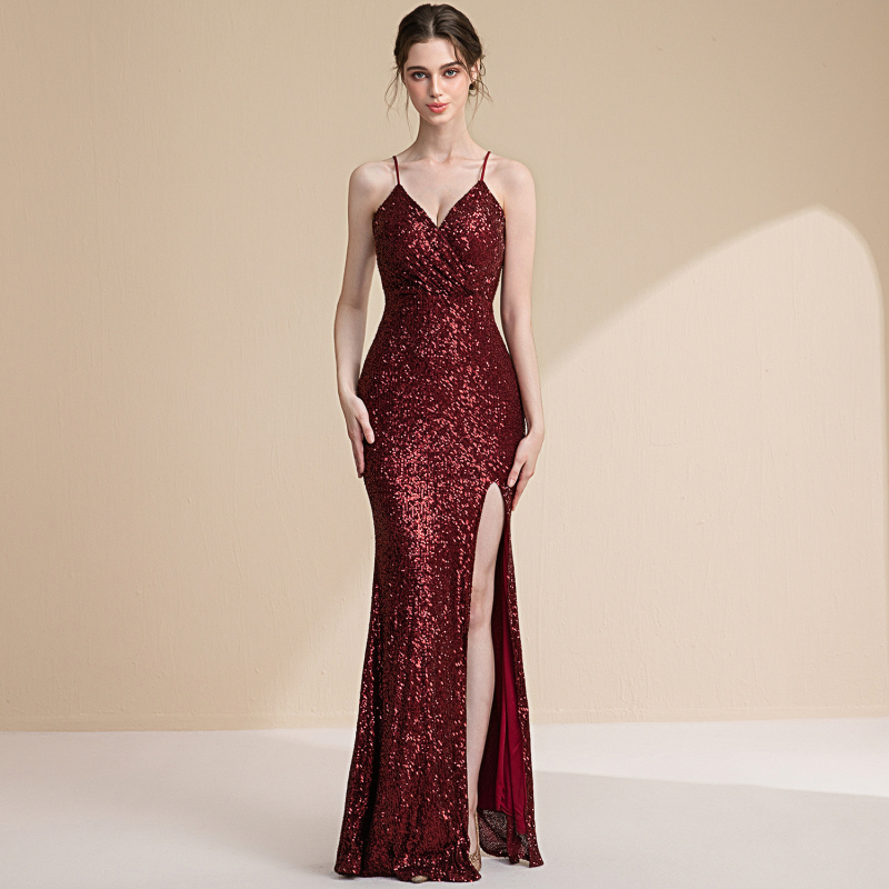 Vakarinių suknelė - aukštos kokybės blizgučiai, žuvies uodegos siluetas, ilga, be rankovių, petnešėlių tipo sling