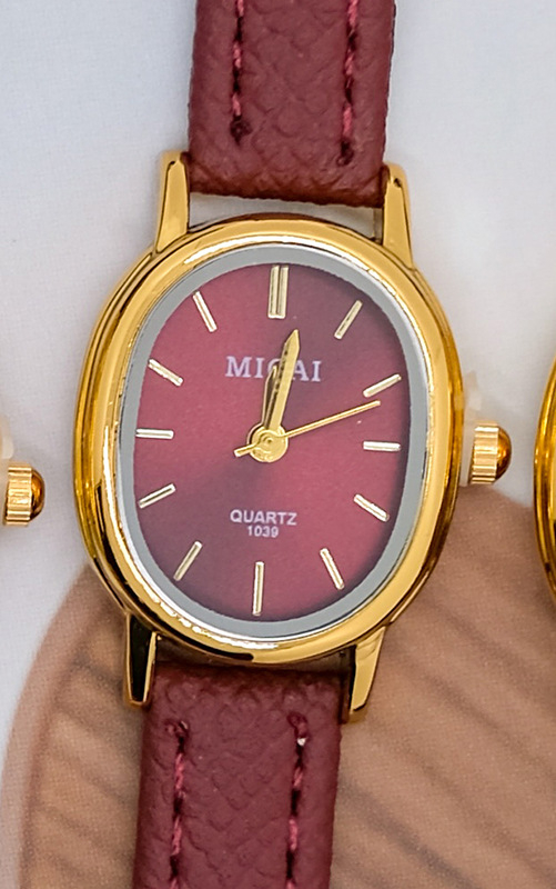 Micai Mc001 Analóg karóra ovális számlappal, bőrszíj, quartz mozgás