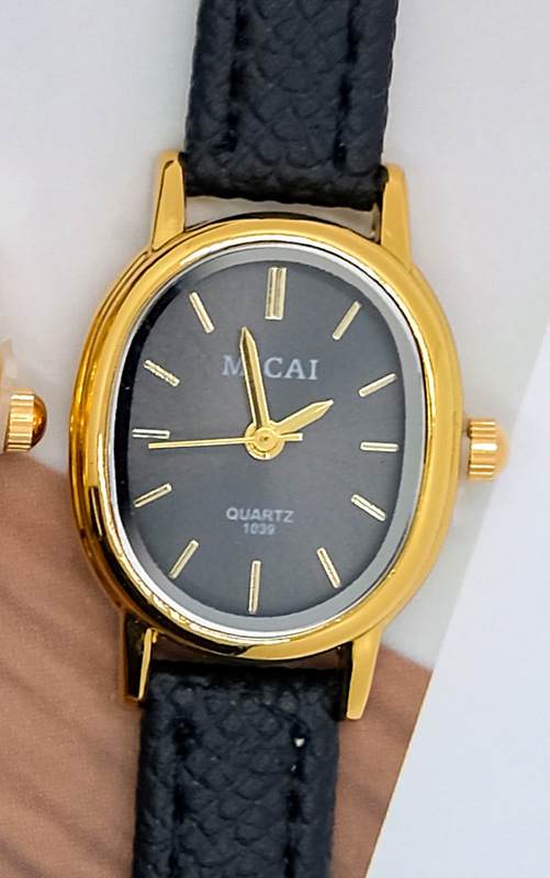Micai Mc001 Analóg karóra ovális számlappal, bőrszíj, quartz mozgás