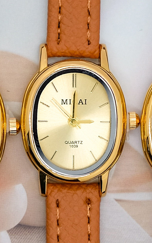 Micai Mc001 Analóg karóra ovális számlappal, bőrszíj, quartz mozgás