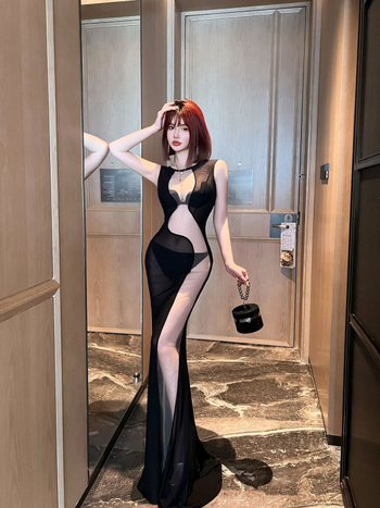 Klubi võrgukangas elastaaniga kleit, läbipaistva, pikk, lühikese sabaga stiil, 80–90% elastaani, suvi 2024