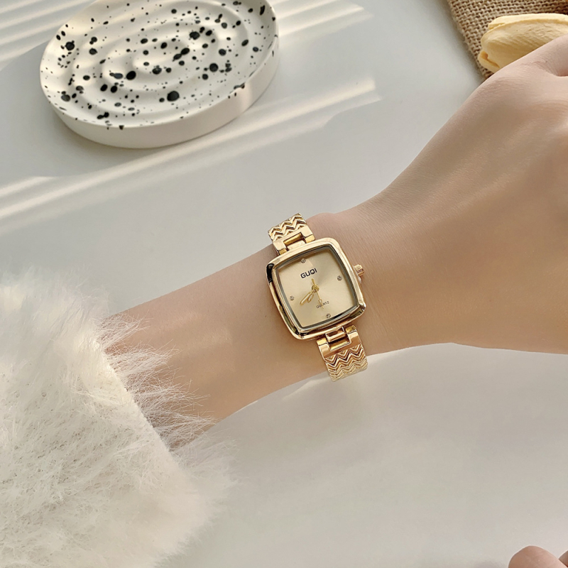 Női kvarc karóra, négyzetes számlap, analóg kijelző, 8 mm vastagság, ötvözet tok