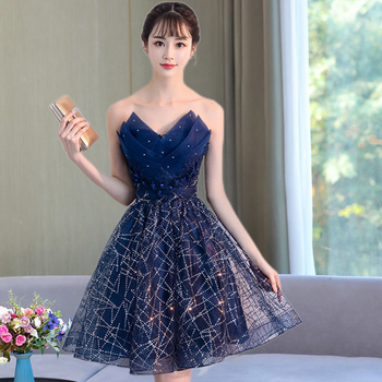 Trumpos vakarinės suknelės, pečių atidengimas, chenille-spandex mišinys, trumpas sijonas, 2024 m. pavasaris