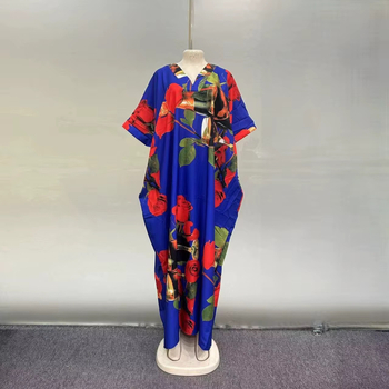 Ženska haljina s V-izrezom, duga, A-linija silueta, poliestersko-elastanska smjesa, 3/4 rukav