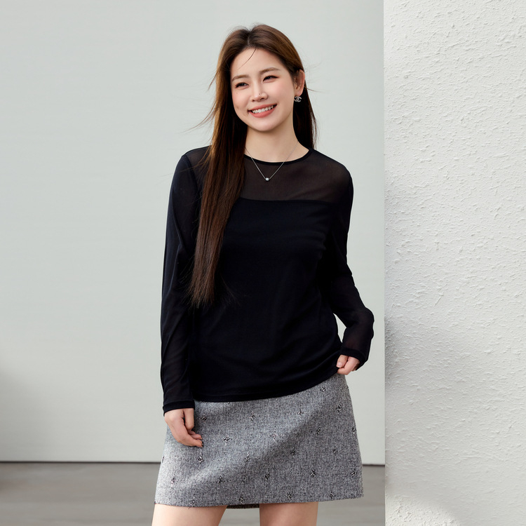 Adīts džemperis ar režģa tekstūru un puse augstu kaklu, garas piedurknes, vidēja biezuma, sievietēm, ziemas 2024