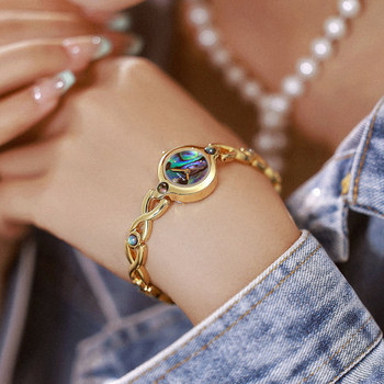 Óra francia retro stílusú tojás alakú számlappal, abalonos díszítéssel; kvarc mozgás (Szingapúr; FA1888/377), 30m vízállóság, tokozás ötvözetből, szíj ötvözetből