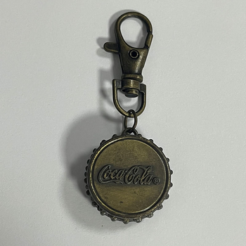 Kišeninis laikrodis – pakabukas: kvarcinis mechanizmas, Huachen, titano lydinio korpusas, apvalus cifernik, rodyklės ir skaitmenys