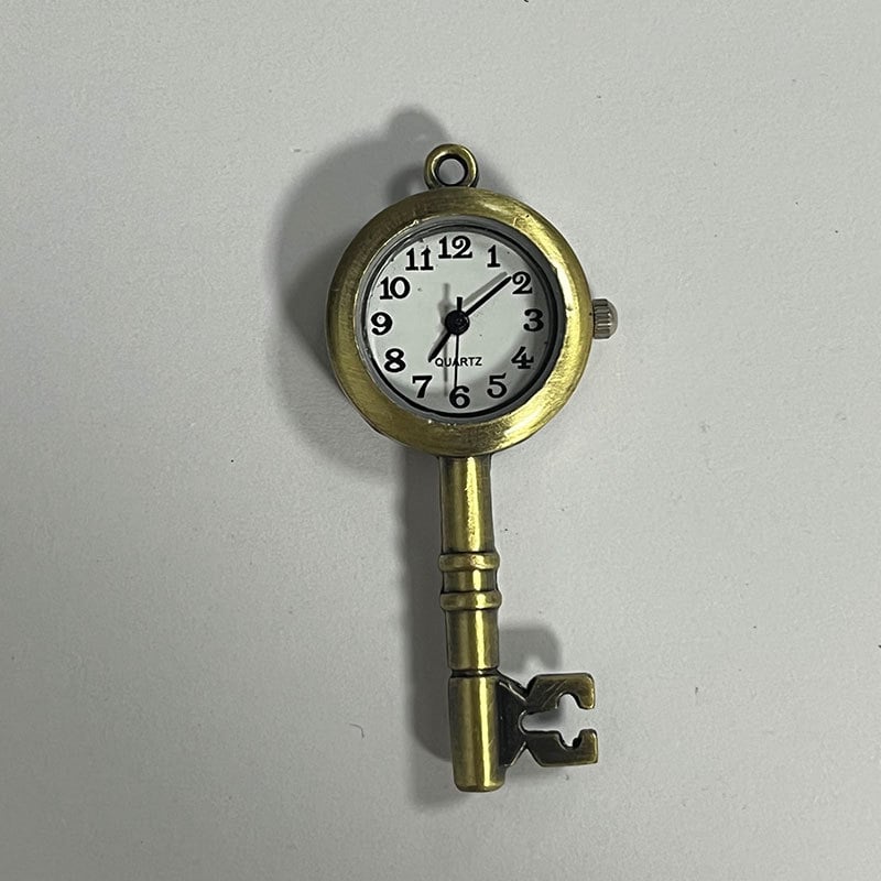 Kišeninis laikrodis – pakabukas: kvarcinis mechanizmas, Huachen, titano lydinio korpusas, apvalus cifernik, rodyklės ir skaitmenys