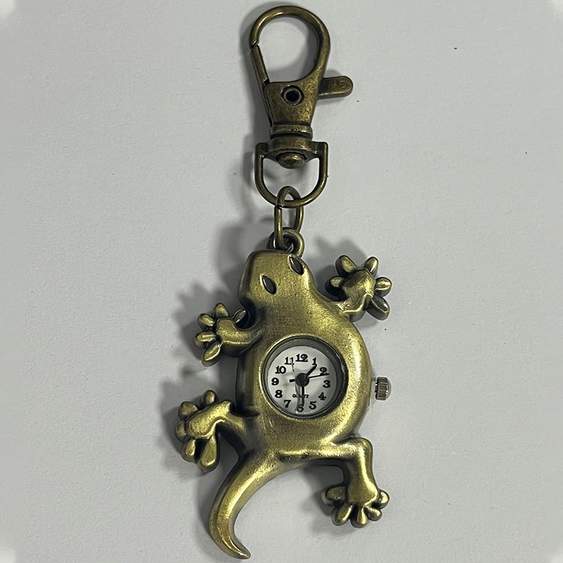 Kišeninis laikrodis – pakabukas: kvarcinis mechanizmas, Huachen, titano lydinio korpusas, apvalus cifernik, rodyklės ir skaitmenys