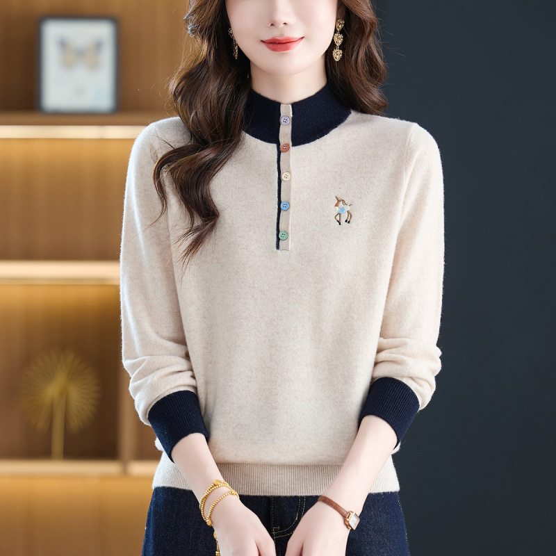 Sieviešu vilnas džemperis, īss garums, brīvs piegriezums, garas piedurknes, izšuvums, 95% vilna, Rudens 2025