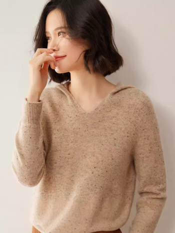 Sieviešu vilnas kapucējs džemperis, Mercerized vilna 95%+, garas piedurknes, regulāra piegrieziena