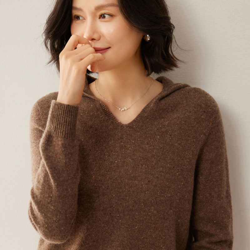 Sieviešu vilnas kapucējs džemperis, Mercerized vilna 95%+, garas piedurknes, regulāra piegrieziena