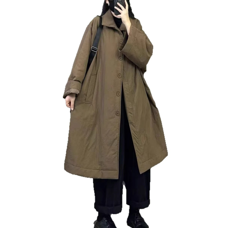 Medvilninis švarkas su užpildymu, ilgas, laisvas kirpimo linija, polo apykaklė, priekinė sagos su sagtimis