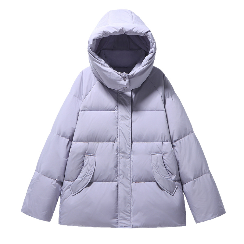 Női tollkabát rókafarokos gallérral, kapucnival, középhosszú 65–80 cm, raglán ujjak, cipzár, 101–200 g fehér kacsa tollal töltve, poliészter anyag, téli 2025