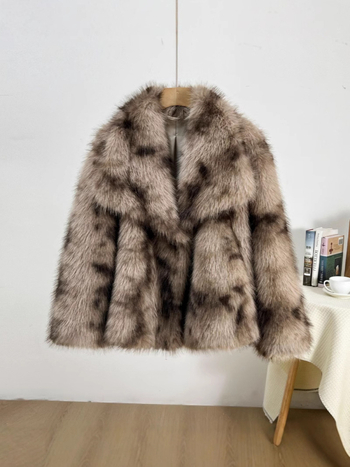 Moteriška dirbtinės kailio striukė su apykakle-lapel, laisvo kirpimo, ilgomis rankovėmis, vidutinio ilgio