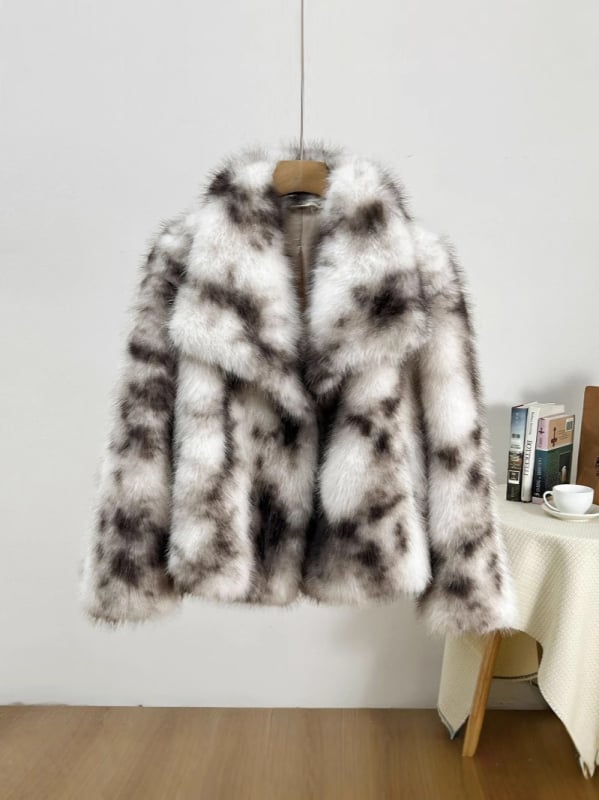 Moteriška dirbtinės kailio striukė su apykakle-lapel, laisvo kirpimo, ilgomis rankovėmis, vidutinio ilgio