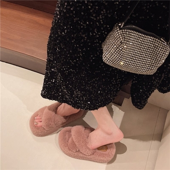 Moteriškos augimo šlepetės su pūkuotu viršumi, vidus iš audinio, neslydinti storas padas, apvalus pirštas