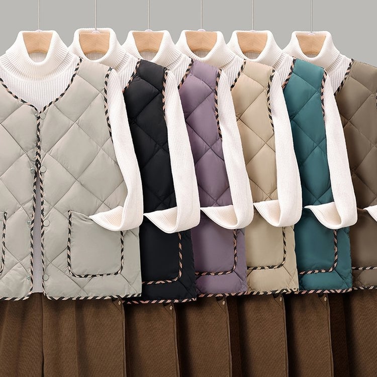 Ženski lagani vest s punom-pamukom, kratki kroj, okrugli izrez, chenille materijal, poliester <30%, zima 2025