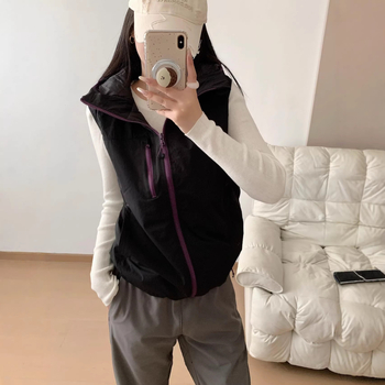 Sieviešu kapucēta veste, 3D raksts, neilona audums, kokvilnas pildījums, rāvējslēdzējs