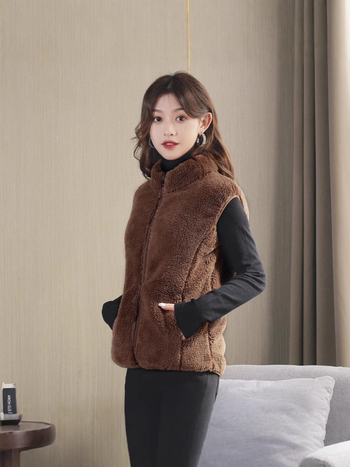 Sieviešu polāra flīsa veste ar augstu stāvošu apkakli, divpusēja, rāvējslēdzējs, brīvs piegriezums