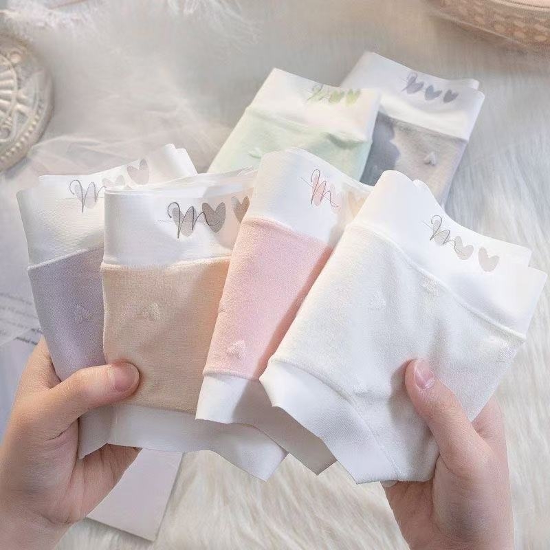 Ženske gaćice od najlona s pamukom u preponi, srednji pojas, jednofarbni uzorak, pleteni materijal, pređa 31-40D