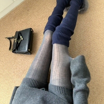 Najlon tajice s nogama — najlon, srednja debljina, nevidljive, protiv odsjaja, protiv trenja; jedinstven uzorak