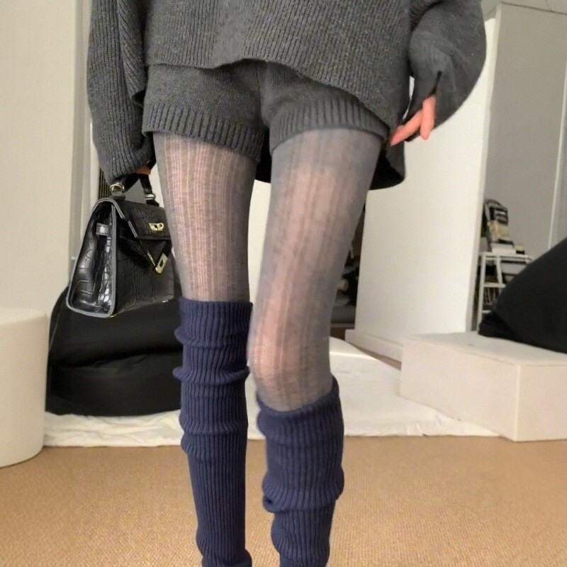 Najlon tajice s nogama — najlon, srednja debljina, nevidljive, protiv odsjaja, protiv trenja; jedinstven uzorak