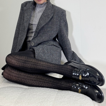 Čarape s nogama, pamuk 50–70%, tanke i prozračne, visoka elastičnost, retro žakard s prugama/kockicama