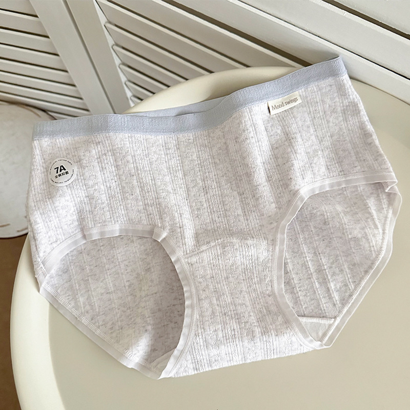 Ženske pamučne gaćice, 90–95% pamuka, srednji struk, pletene, prozračne, antibakterijske