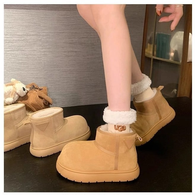 Ženske zimske čizme s slip-on dizajnom, okrugli vrh, unutarnji sloj od umjetnog krzna, debeli gumeni potplat, kratka visina gležnja