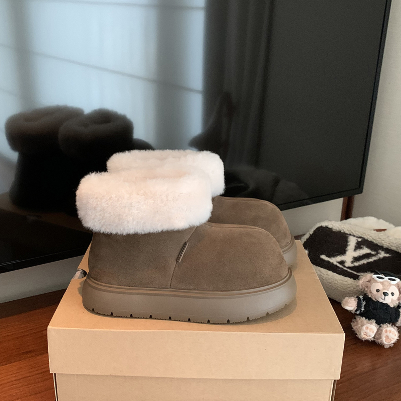 Ženske zimske čizme s slip-on dizajnom, okrugli vrh, unutarnji sloj od umjetnog krzna, debeli gumeni potplat, kratka visina gležnja