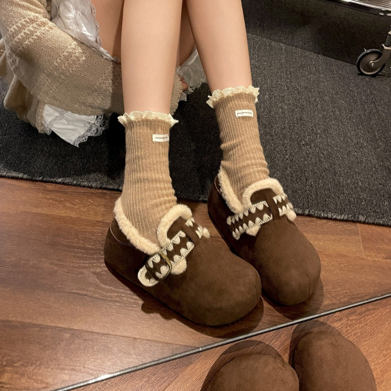 Zimske ženske pamučne cipele s flis podstavom, 3–5 cm visokih pet, gornji materijal: super vlakna, unutarnji dio: umjetni kratki pliš, gumena potplat.