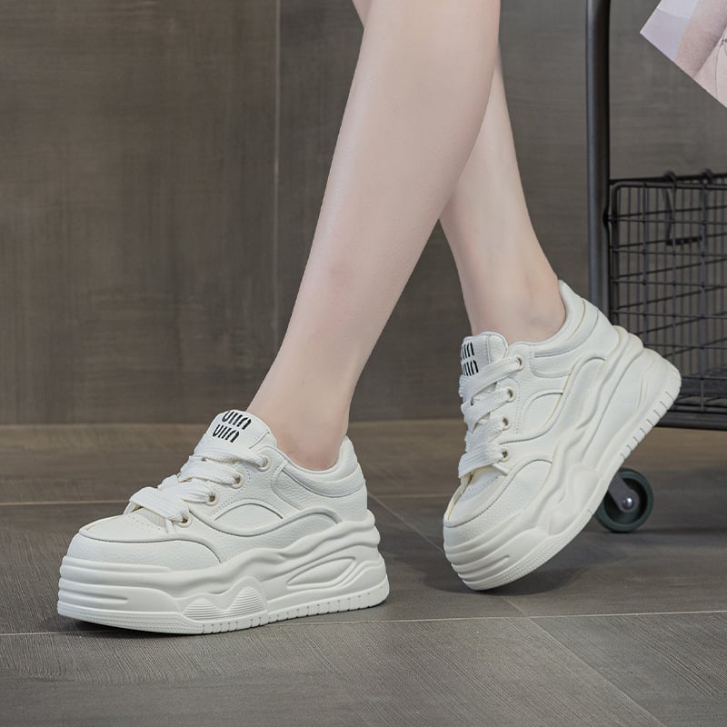 Platformske tenisice od kože od mikrovlakana, okrugli vrh, prednje vezanje šnurkama, platforma 6–8 cm, potplat poliuretanski