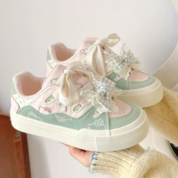 Zemā profila sporta kurpes ar sintētiskas ādas augšpusi, putas gumijas zole, PU zolīte, anti-slīdēšana un izturīgas, piemērotas pavasarim