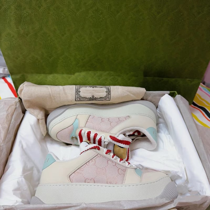 Ženske casual tenisice s debelim đonom, niski gornji dio od platna, vezanje šnura, gumeni potplat, podstava od ovčje kože