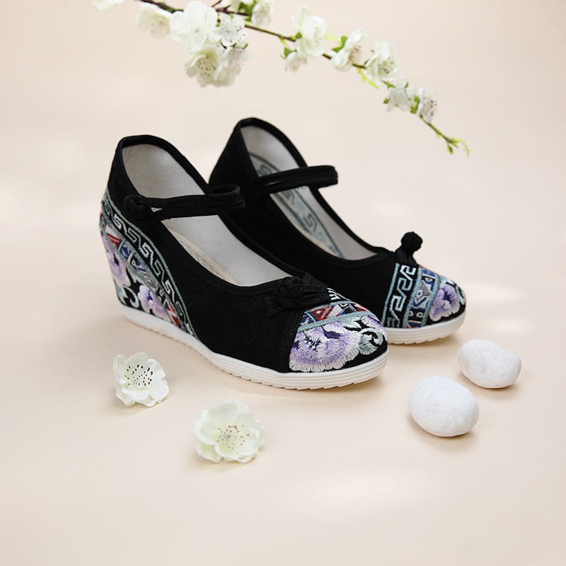 Roku austas auduma kurpes ar izšūtu ziedu rakstu, augšdaļa no džakarda auduma, PVC zole, apaļš purns